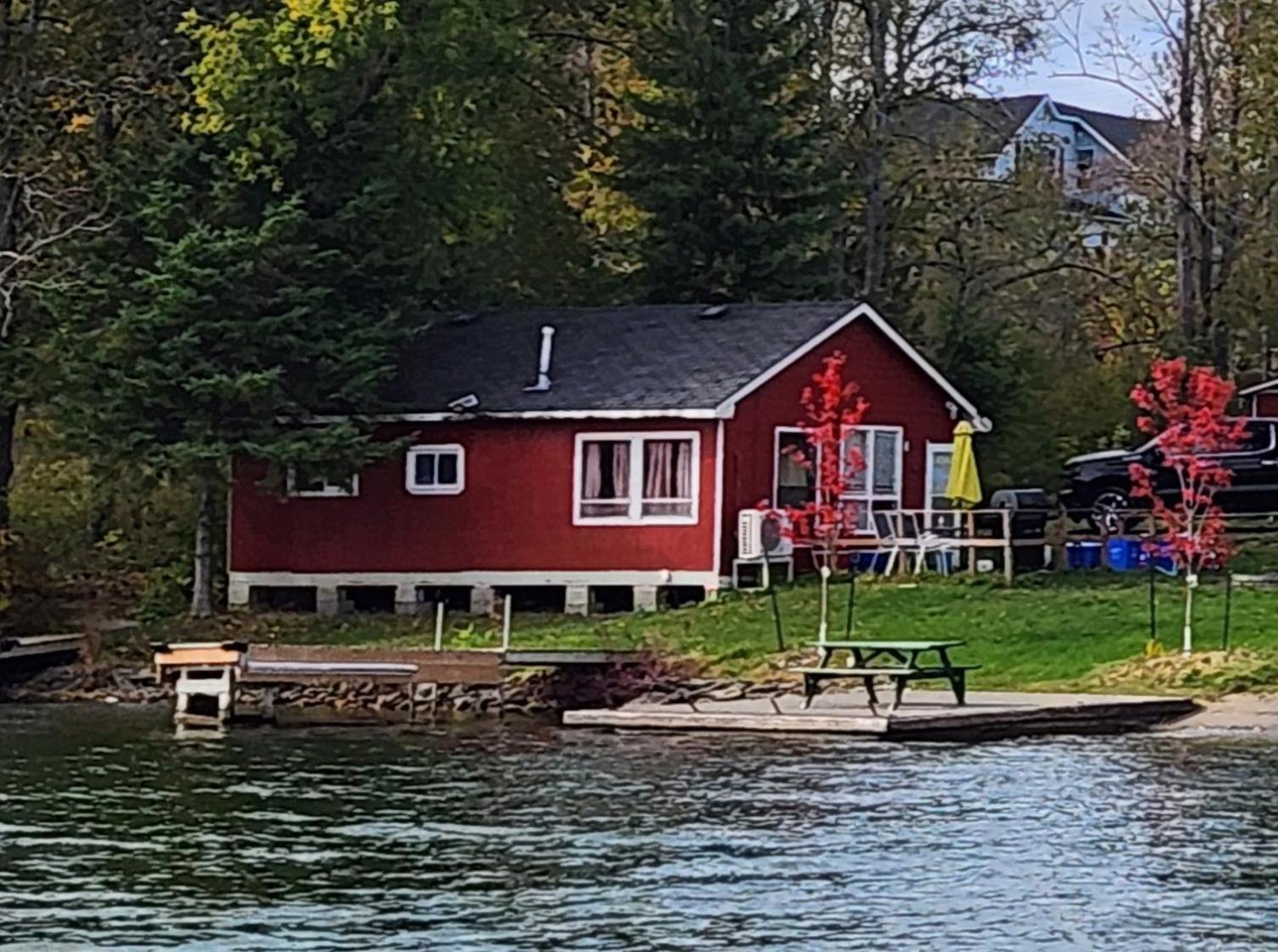 Trent River Cottages Hastings Esterno foto